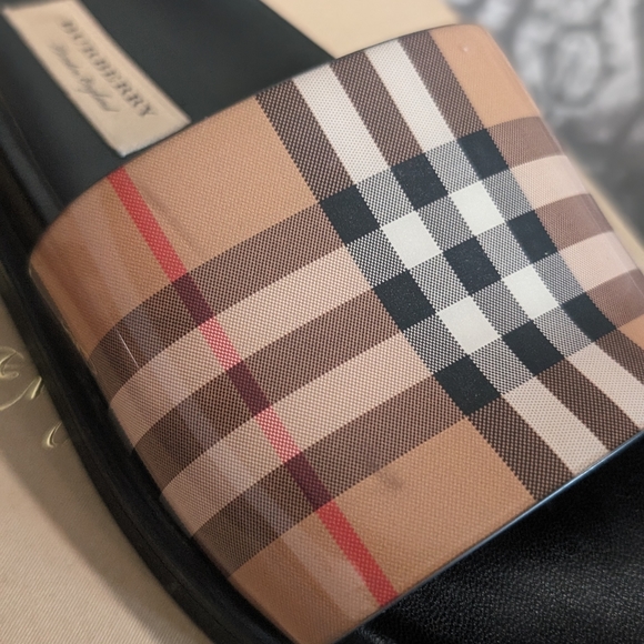 Burberry Women's ASHMORE Check PVC Slide SandalsSize US 6.5 - Picture 6 of 7